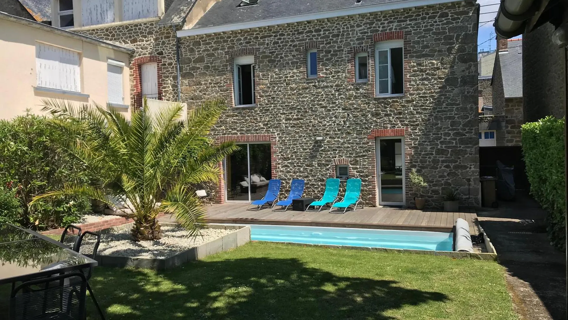 Βίλα Maison De Ville Avec Piscine Proche Plage Et Mer Σεν Μαλό